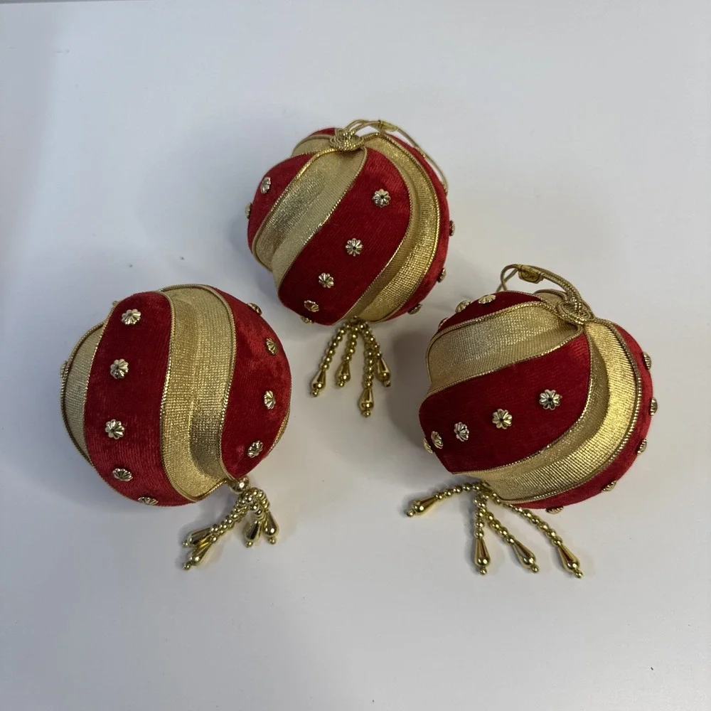 Beautiful set of 3 Vintage red velvet & Gold Ball Christmas Ornaments